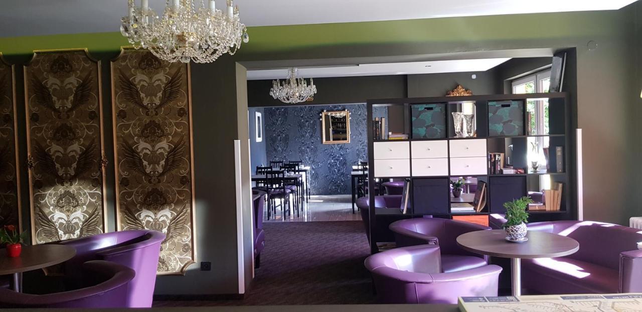 Hotel M-Tourist Praga Zewnętrze zdjęcie